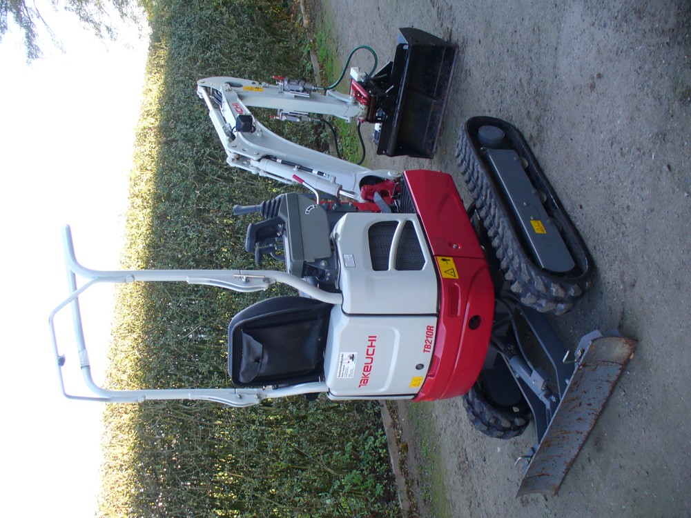 Takeuchi Minibagger Microbagger TB210 Bild 5