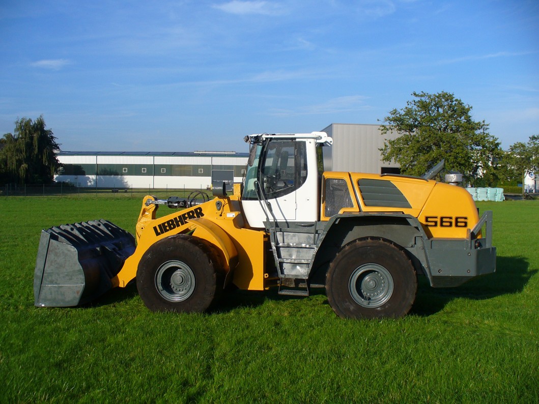 Liebherr L566 Bild 3