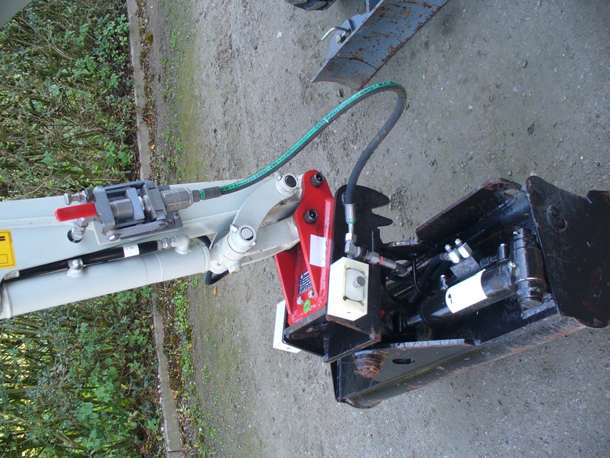 Takeuchi Minibagger Microbagger TB210 Bild 6