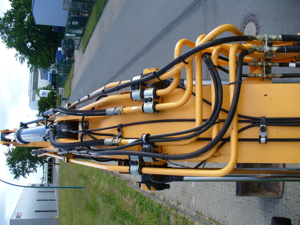 Hyundai HX145LCR Kettenbagger Bild 8