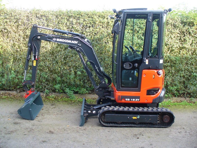 Minibagger Eurocomach ES 18 ZT Bild 3
