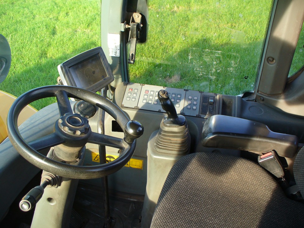 Liebherr L566 Bild 10